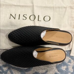 Nisolo Elegant Black Woven Mules